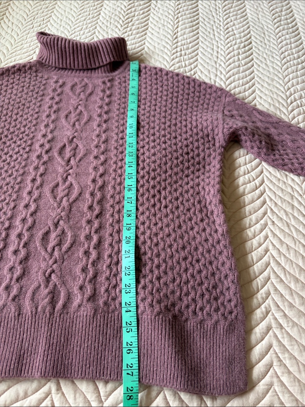 Nordstrom Signature 100% Cashmere Cable Knit Turtleneck Sweater Women’s Medium - Picture 9 of 9